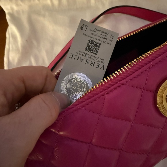 Versace Hot Pink Quilted Wristlet with Gold Details with Dust Bag (NWOT) - Picture 3 of 5
